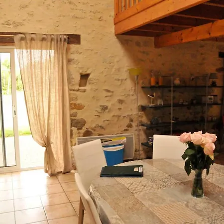 Les Au Soleil Levant Holiday home